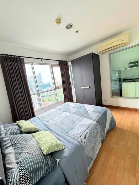 bedroom of Aspire Rama 4