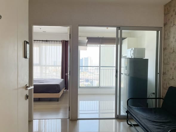 bedroom and room interior of Aspire Sukhumvit 48