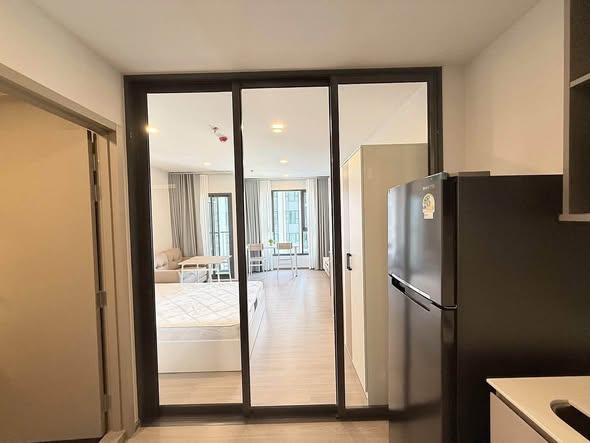 bedroom and room interior of Aspire Sukhumvit-Rama 4