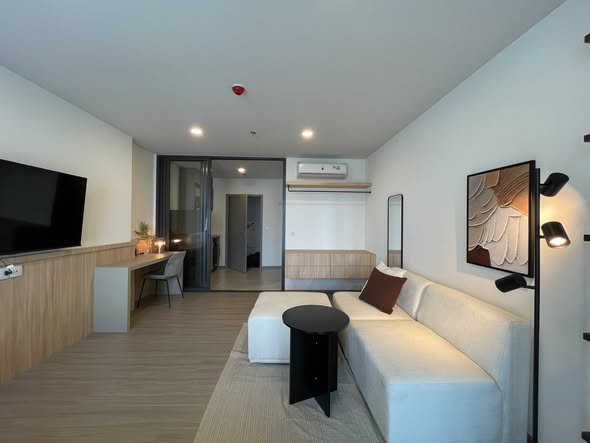 living room of Aspire Sukhumvit-Rama 4