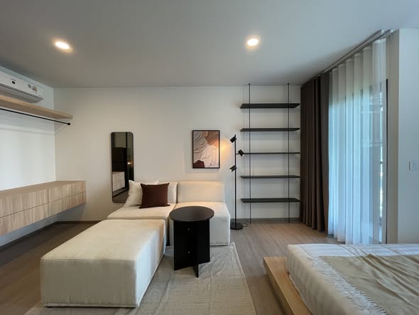 living room and bedroom and room interior of Aspire Sukhumvit-Rama 4