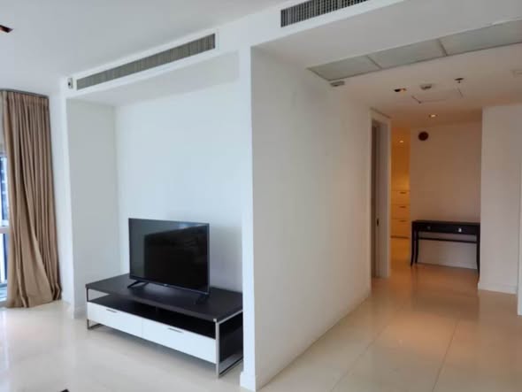 bedroom of Athenee Residence