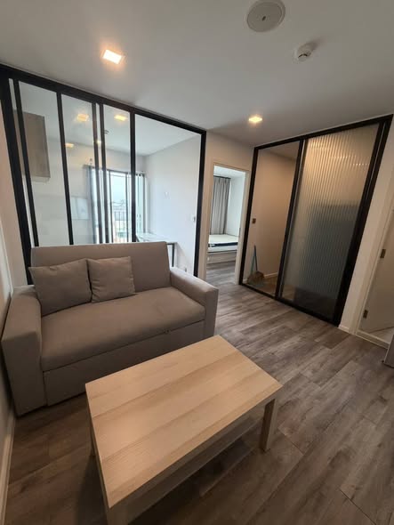 living room and room interior of Atmoz รัชดา-ห้วยขวาง คอนโด