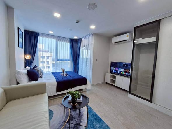 living room and bedroom of Atmoz Oasis Onnut