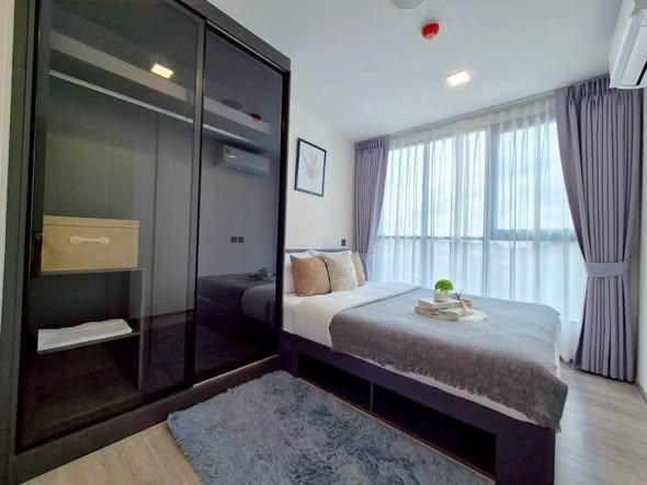 bedroom and room interior of Atmoz Palacio Ladprao Wanghin | แอทโมซ พาลาซิโอ ลาดพร้าว วังหิน