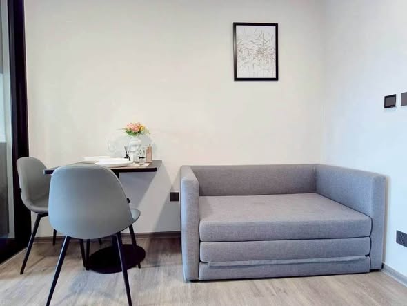 living room and room interior of Atmoz Palacio Ladprao Wanghin | แอทโมซ พาลาซิโอ ลาดพร้าว วังหิน