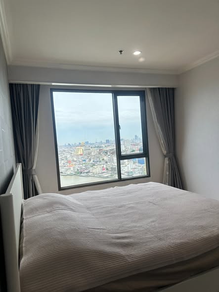 bedroom of Baan Chaopraya
