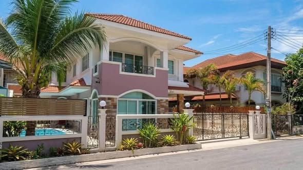 Baan Fah Greenery Loft North Pattaya