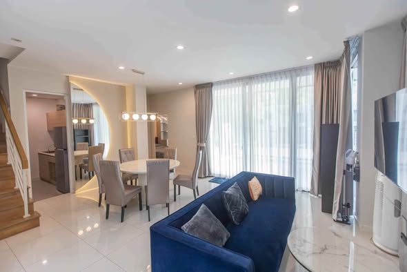bedroom and living room of Baan Klang Muang CLASSE