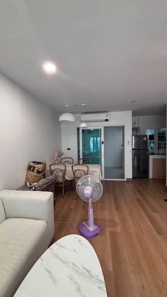 living room of Baan Klang Muang Rama 9