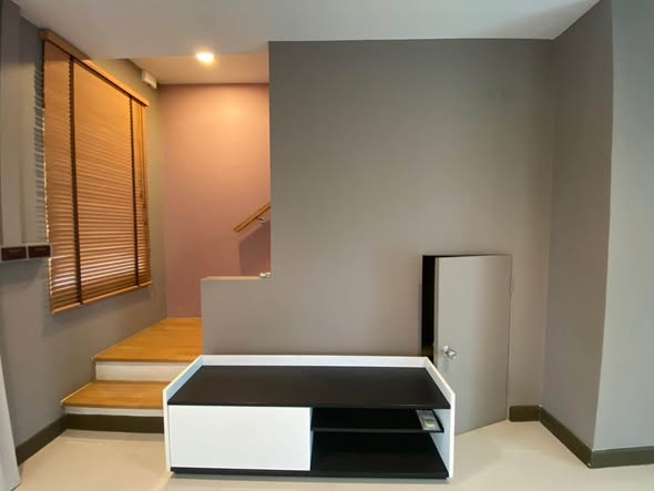 room interior of Baan Klang Muang Rama 9