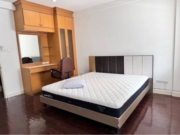 bedroom of Baan Klang Muang Rama 9 Soi 43