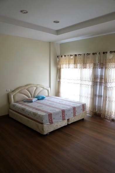 bedroom of Baan Klang Muang Rama 9 Soi 43