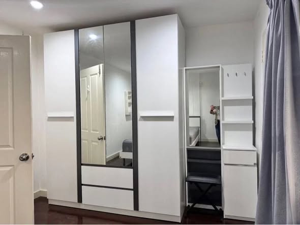 bedroom and room interior and bathroom of Baan Klang Muang Rama 9 Soi 43