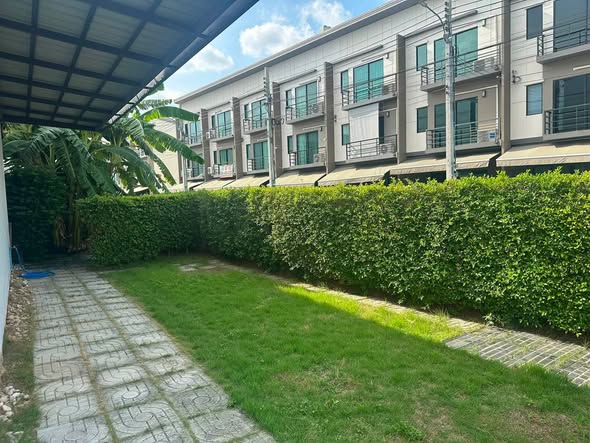 บ้านกลางเมืองศรีนครินทร์-อ่อนนุช | Baan Klang Muang Srinakarin-Onnut