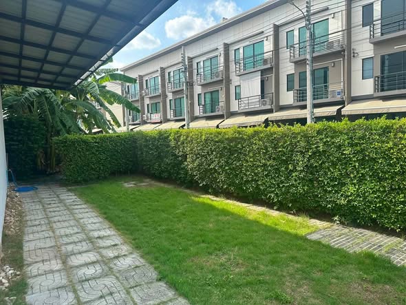 บ้านกลางเมืองศรีนครินทร์-อ่อนนุช | Baan Klang Muang Srinakarin-Onnut