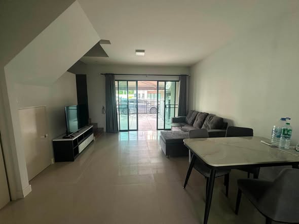 living room of บ้านกลางเมืองศรีนครินทร์-อ่อนนุช | Baan Klang Muang Srinakarin-Onnut