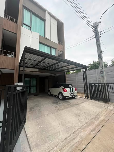 Baan Klang Muang Vibhavadi