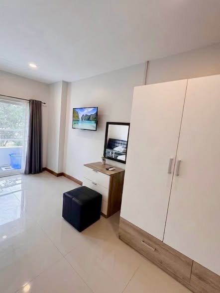 bedroom and room interior of บ้านกรุงไทย Baan Krungthai Condotel