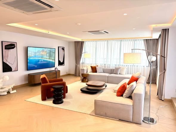 living room and room interior of Baan Piyasathon