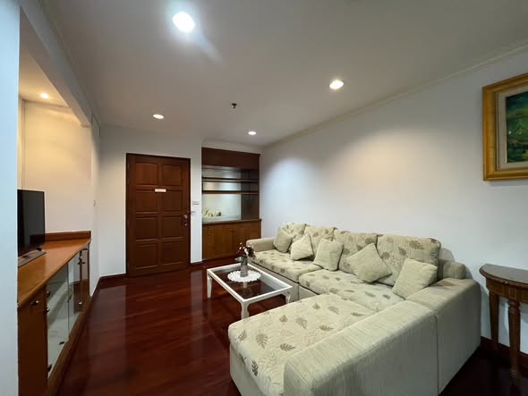 living room of Baan Suanpetch