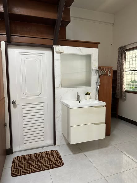 Ban Rattana Rent Room