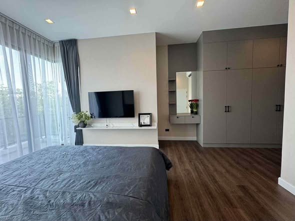 bedroom and room interior of Bangkok Boulevard Bangna KM.5 บางกอก บูเลอวาร์ด บางนา กม.5