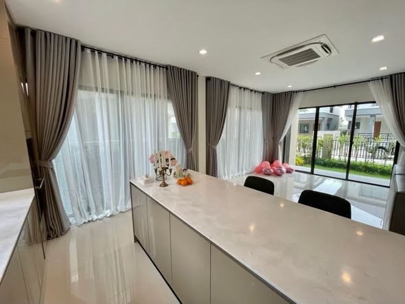 Bangkok Boulevard Rama 9