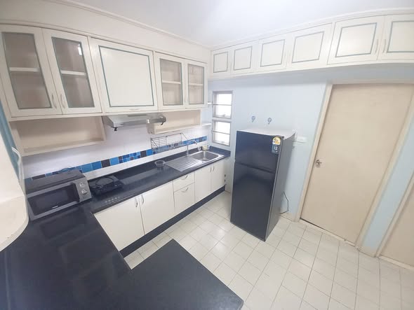kitchen of Bansuanthon