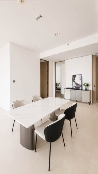 room interior and kitchen of Banyan Tree Residences Riverside Bangkok บันยัน ทรี เรสซิเดนซ์ ริเวอร์ไซด์ กรุงเทพ