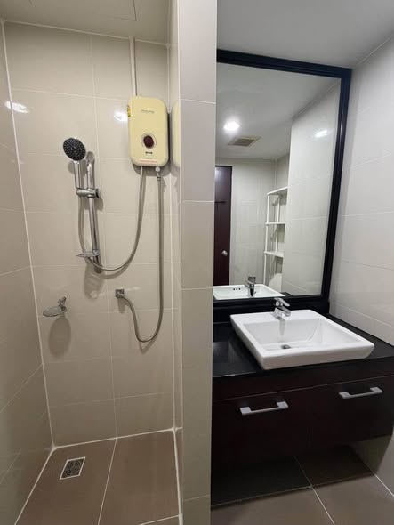 bathroom of แอ็บสแตร็กส์ พหลโยธิน พาร์ค (อาคาร เอ)