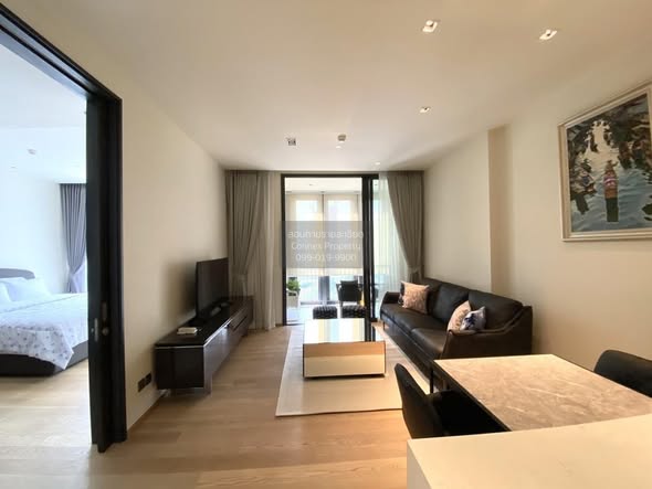 bedroom and room interior of BEATNIQ