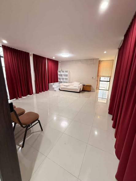 bedroom of ทาวน์โฮม เรสท์ทาวน์ บางนา