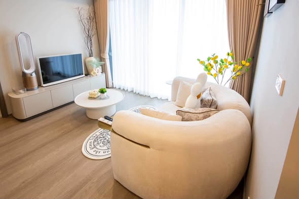 bedroom and living room of วิสซ์ดอม เดอะ ฟอเรสเทียส์