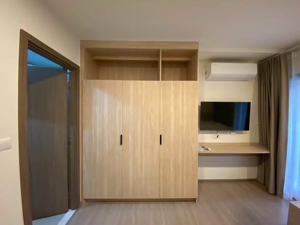 bedroom and room interior of เดอะมูฟ ประดิพัทธ์