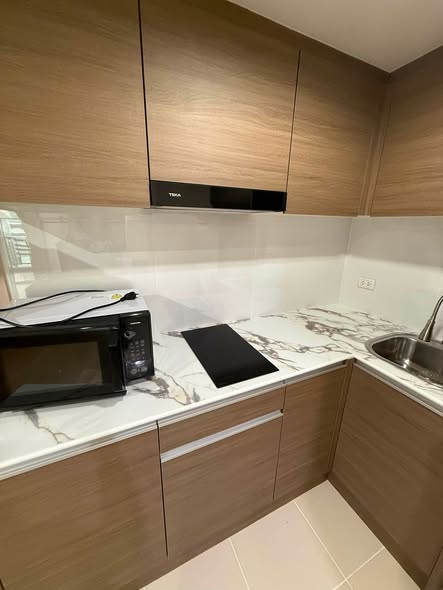 bathroom and kitchen of Belle Grand Rama 9
