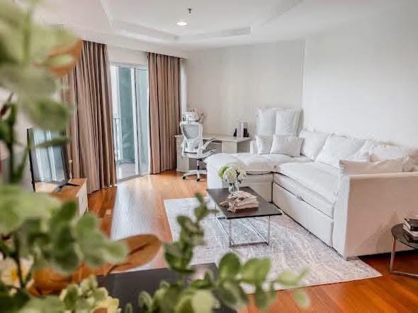 bedroom and living room of Belle Grand Rama 9