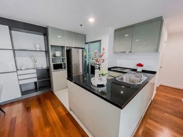 kitchen of Belle Grand Rama 9