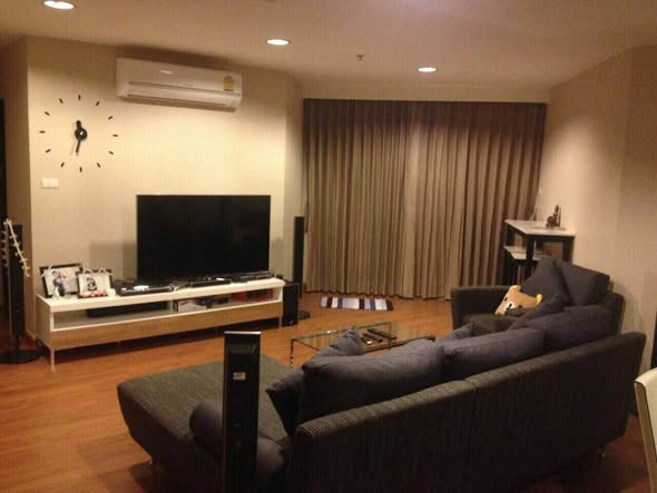 living room of Belle Grand Rama 9