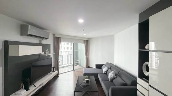 living room and bedroom of Belle Grand Rama 9