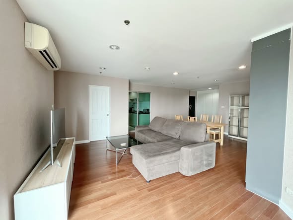 living room and room interior of Belle Grand Rama 9