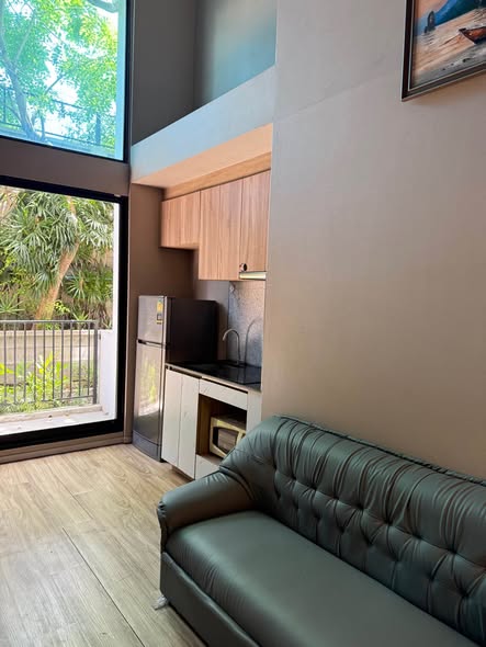 living room and room interior of Blossom Condo Sathon-Charoen Rat