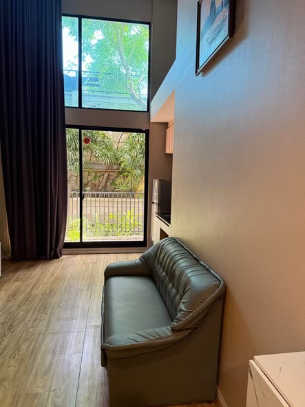 living room and room interior of Blossom Condo Sathon-Charoen Rat