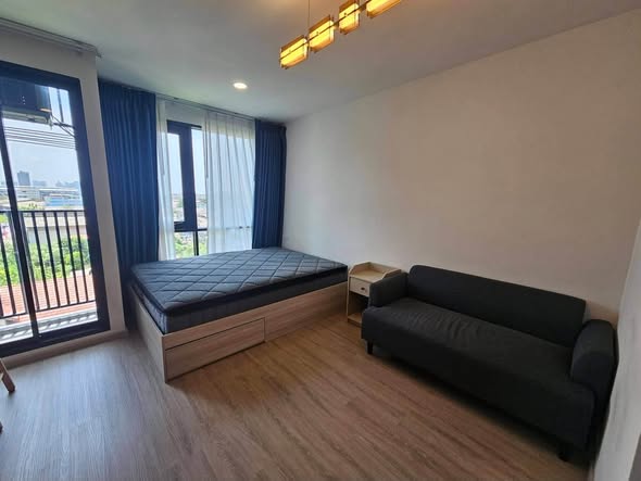 bedroom of Brompton Pet Friendly Samrong Station บรอมป์ตัน เพ็ท เฟรนด์ลี่ สำโรง สเตชั่น