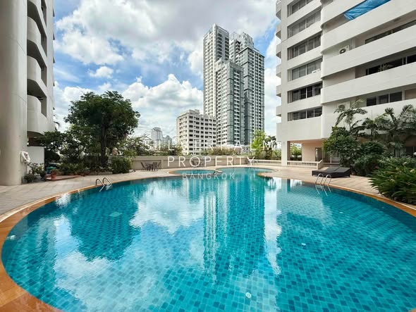 pool of B.T. Residence