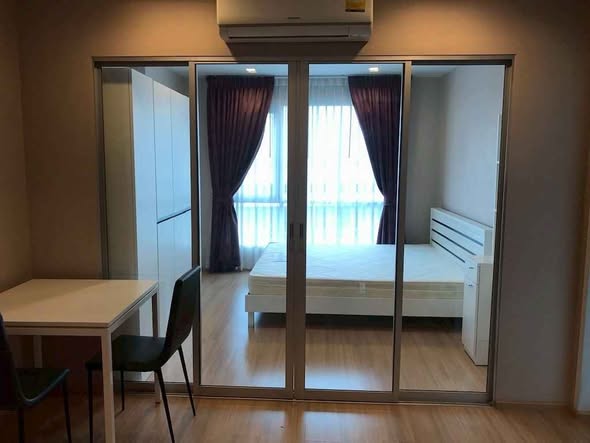 bedroom and room interior of Casa Condo Ratchada – Ratchaphruek