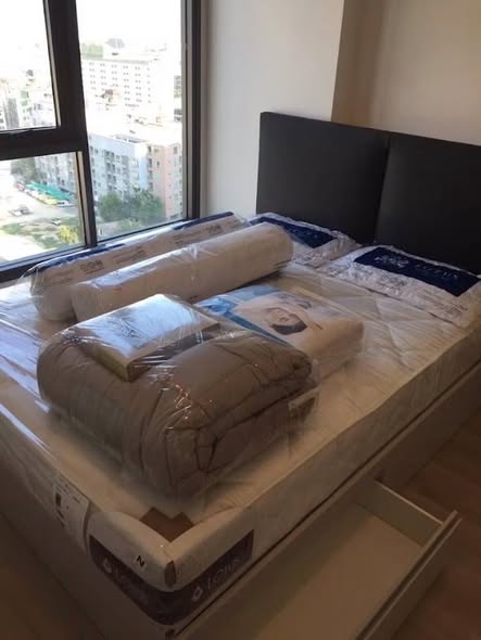 bedroom of Centric Huai Khwang Station