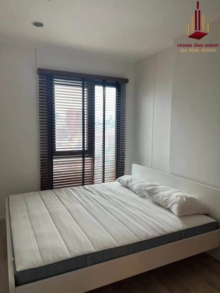bedroom of Centric Huai Khwang Station