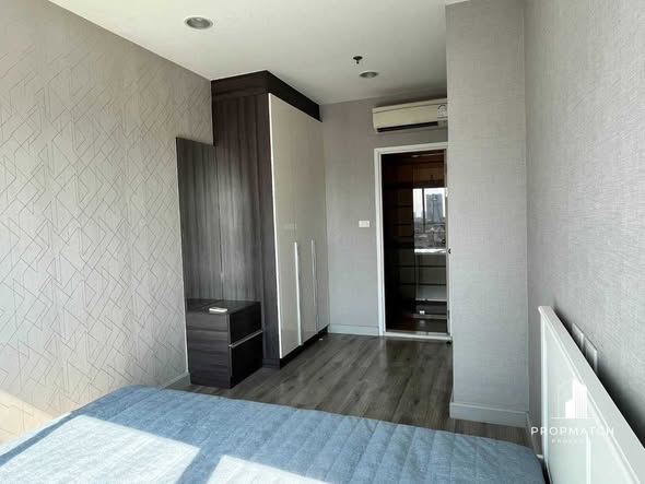 bedroom of Centric Sathon-St Louis