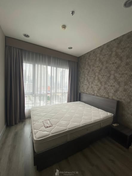 bedroom of Centric Sathon-St Louis